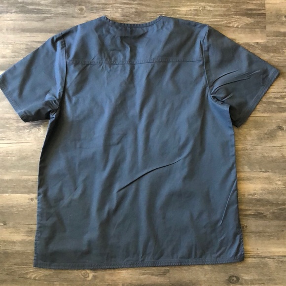 Cherokee Workwear Gray Scrub Top size Small - Picture 5 of 5
